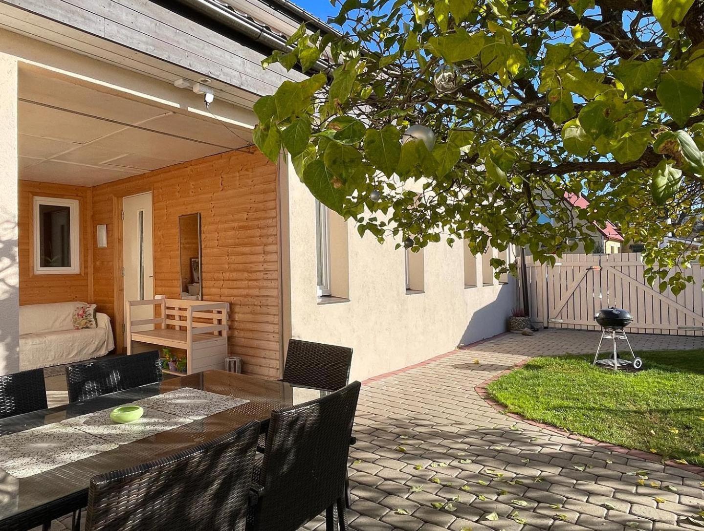 Liisupesa Apartment With Sauna And Garden Pärnu Exteriér fotografie