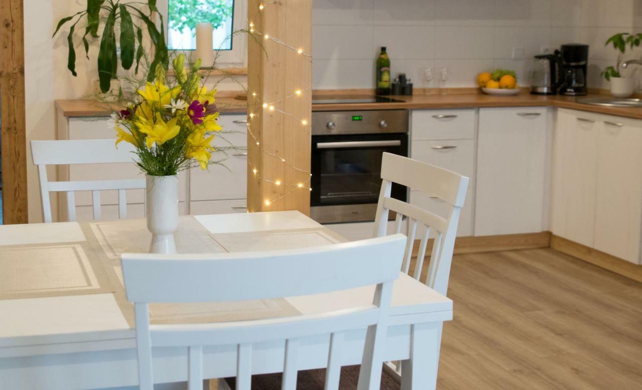 Liisupesa Apartment With Sauna And Garden Pärnu Exteriér fotografie
